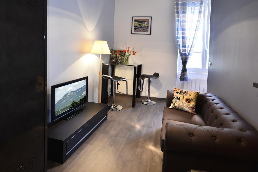 Happy Studio Gare Centre Apartman Grenoble Szoba fotó